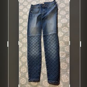 Buy 1 get 1 free jean. Bundle